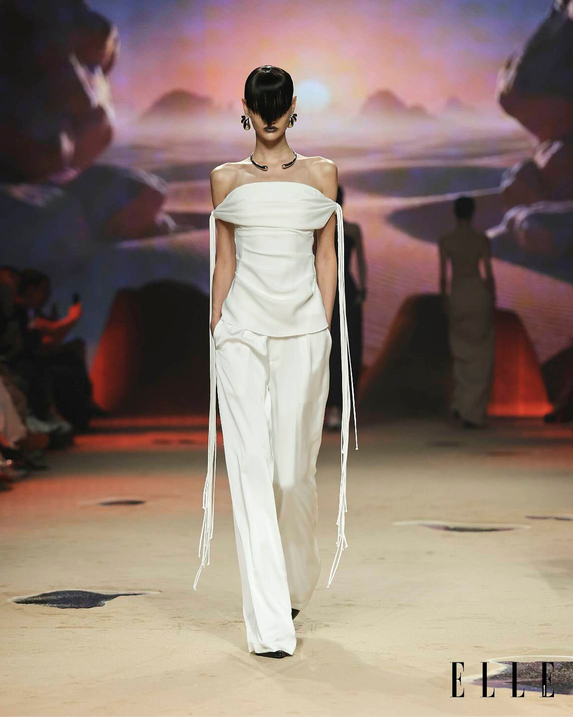 NICHP : The Silent Flow Collection : Marta top ผ้าโซเฟียเปิดไหล่ (Pre-order 3-4 week)