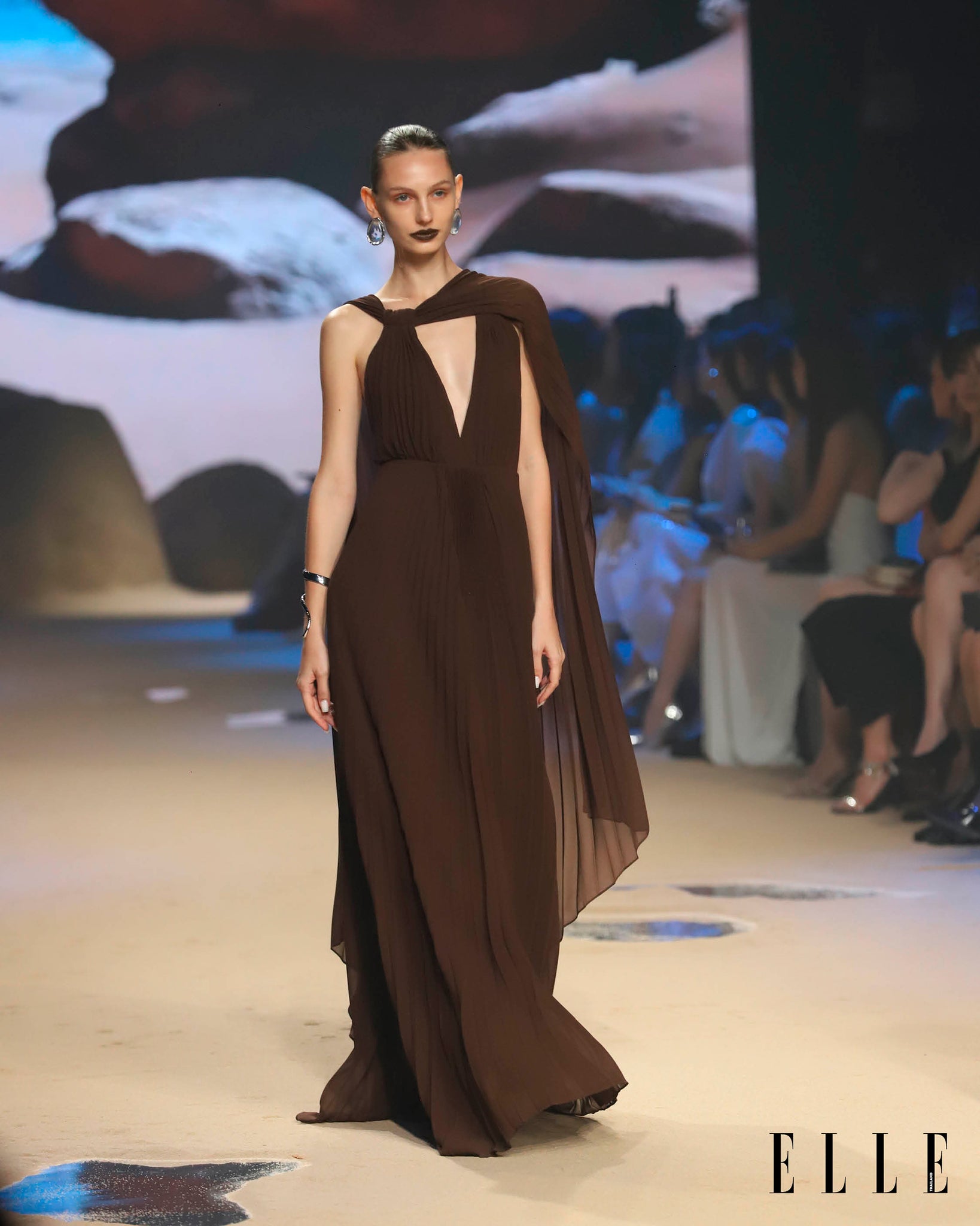 NICHP : The Silent Flow Collection : Diana pleat dress ผ้าชีฟองทราย (Pre-order 3-4 week)