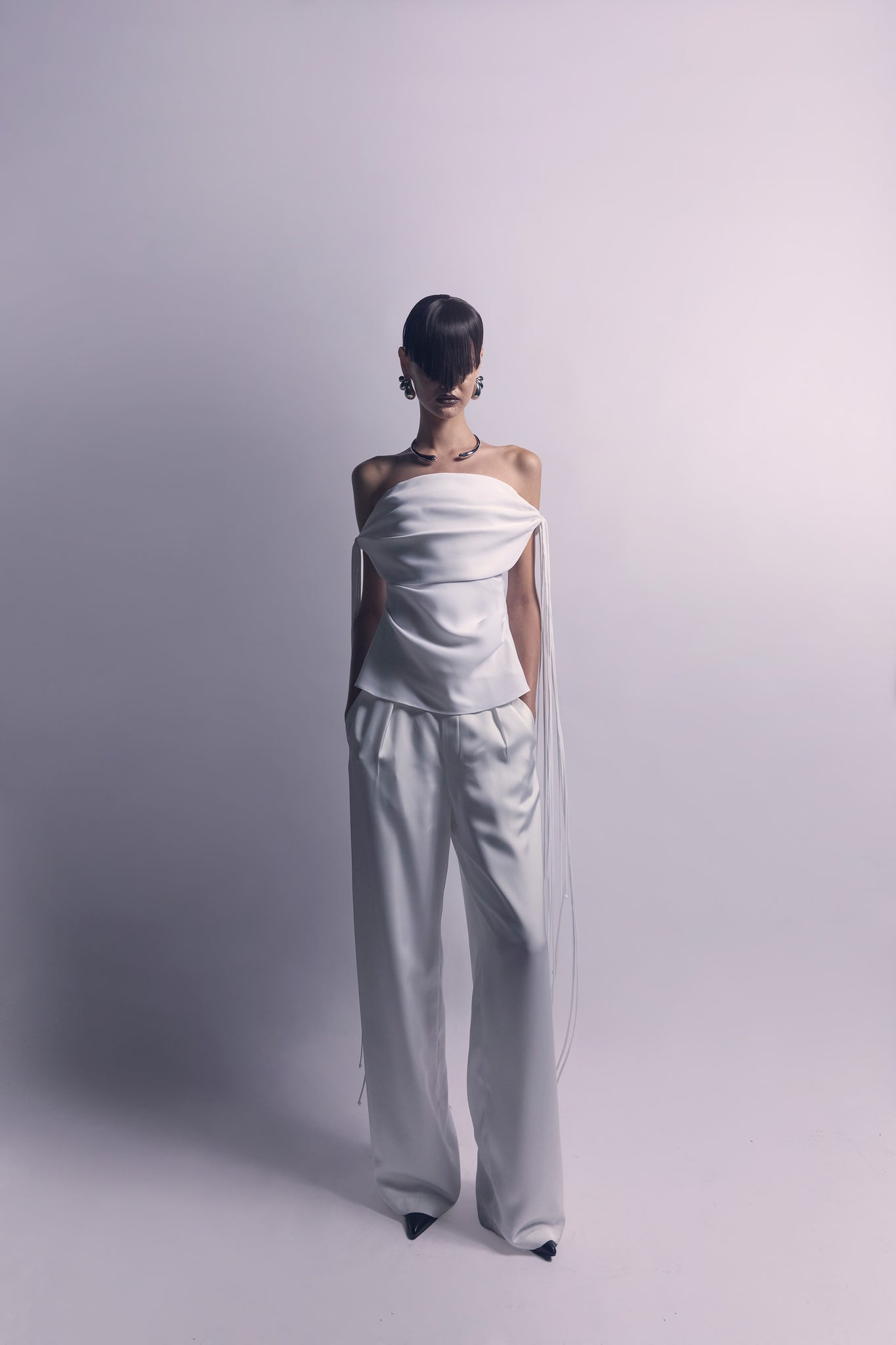 NICHP : The Silent Flow Collection : Marta top ผ้าโซเฟียเปิดไหล่ (Pre-order 3-4 week)