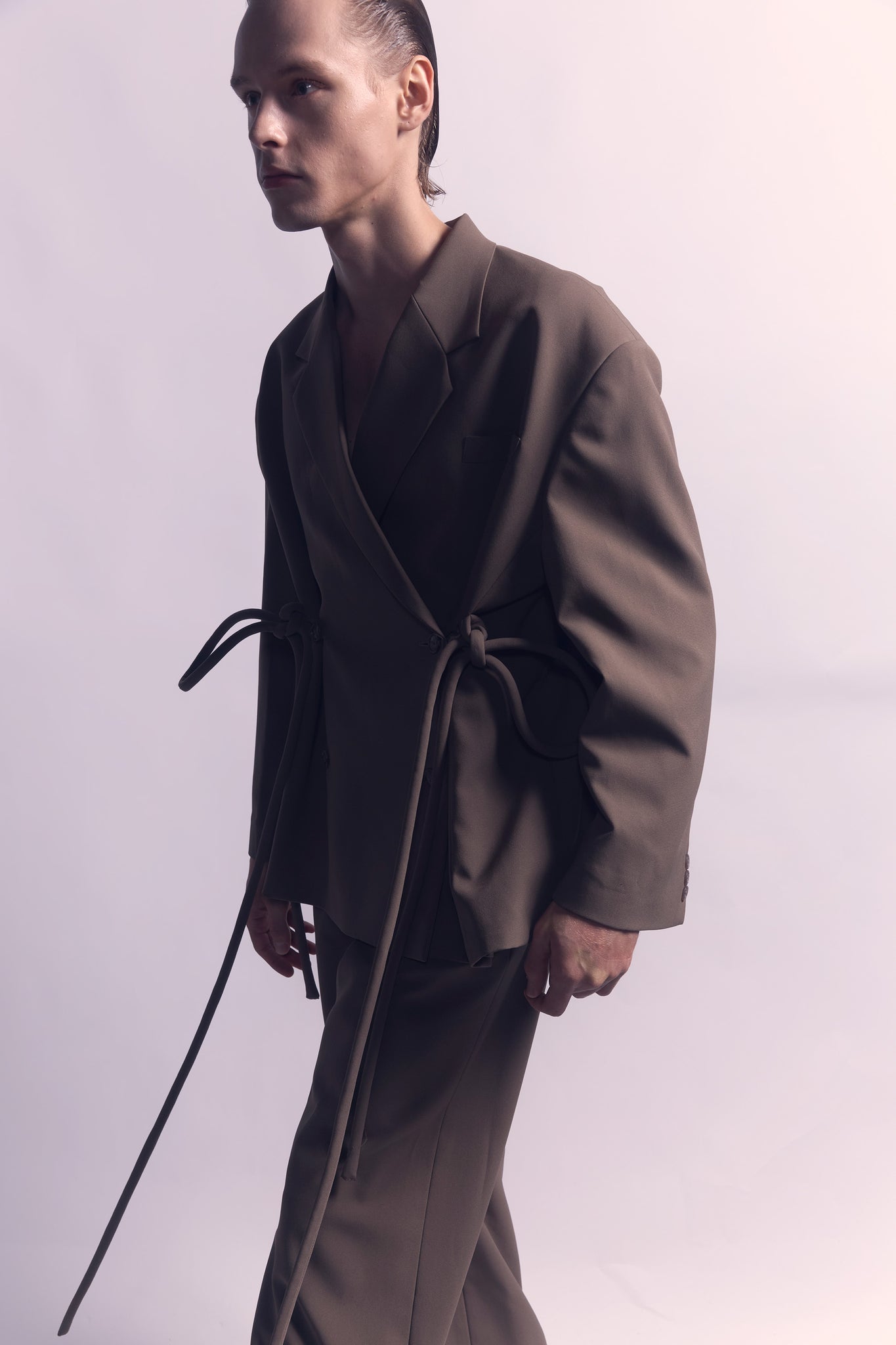 NICHP : The Silent Flow Collection : Inna suit (Pre-order 3-4 week)