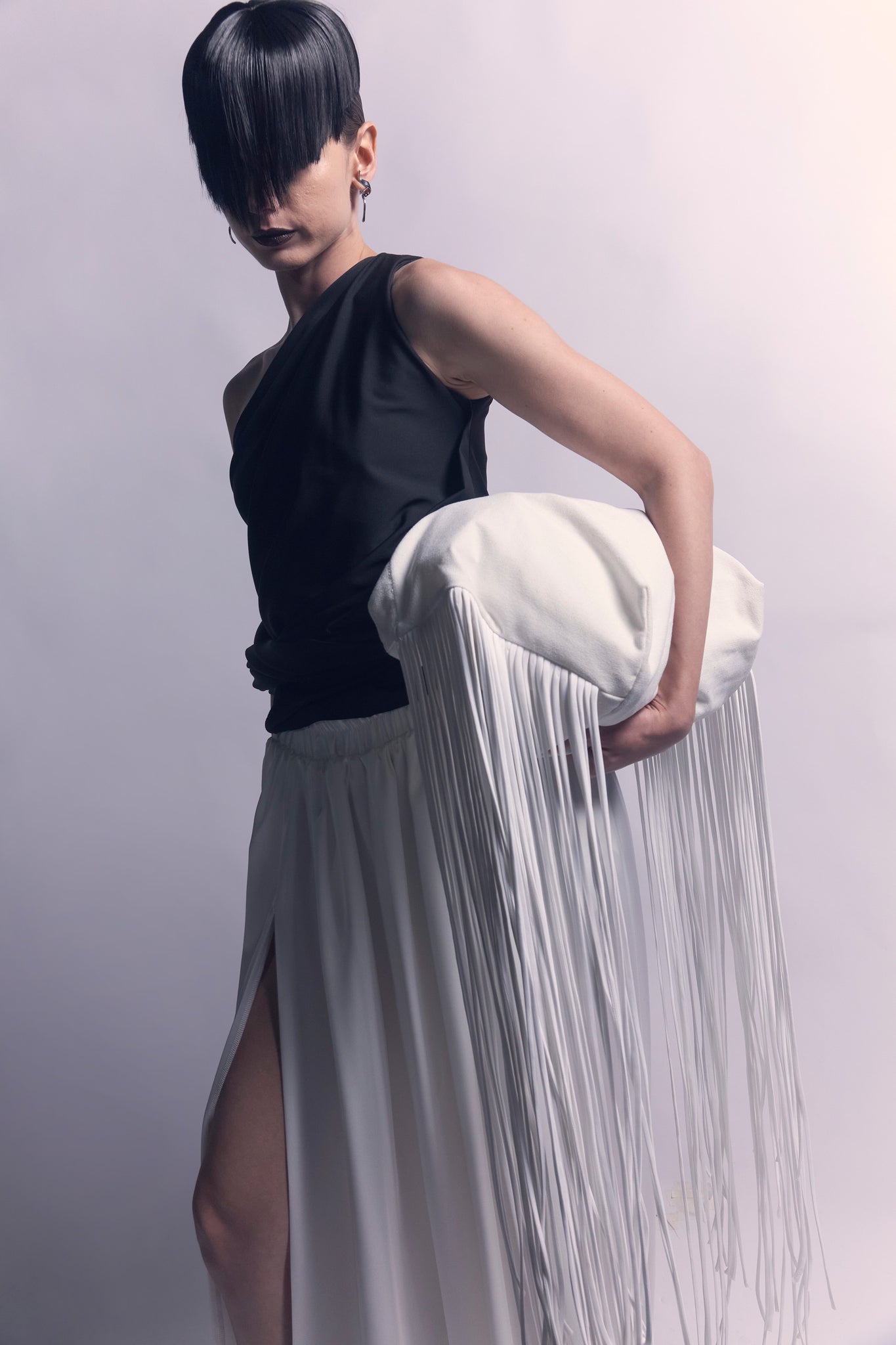 NICHP : The Silent Flow Collection : Alina pants กางเกงทรงบอลลูน ดีไซน์แหวกข้างขา (Pre-order 3-4 week)