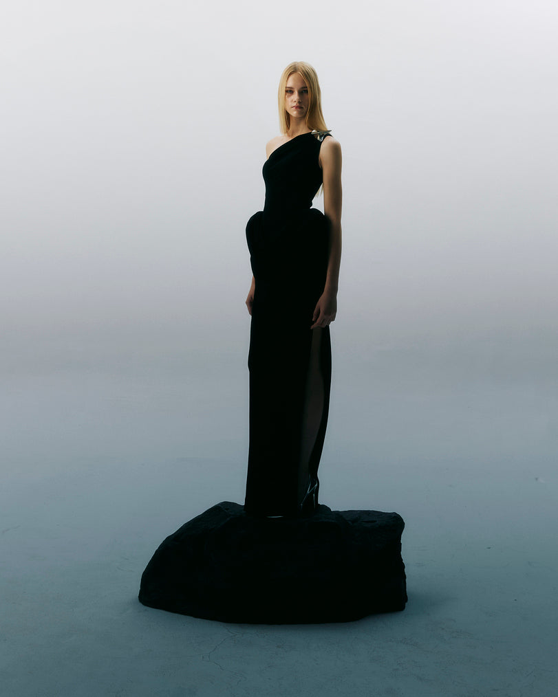 NICHP : Meteora Collection : DRESS -2501 เดรสไหล่เดี่ยว แบบยาว