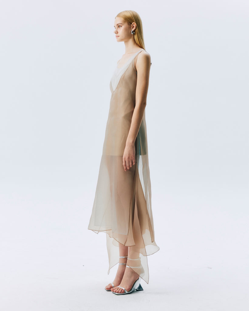 NICHP : Meteora Collection : Liora dress ผ้าออแกนซ่าแก้ว พริ้วโปร่ง มีซับในสั้น