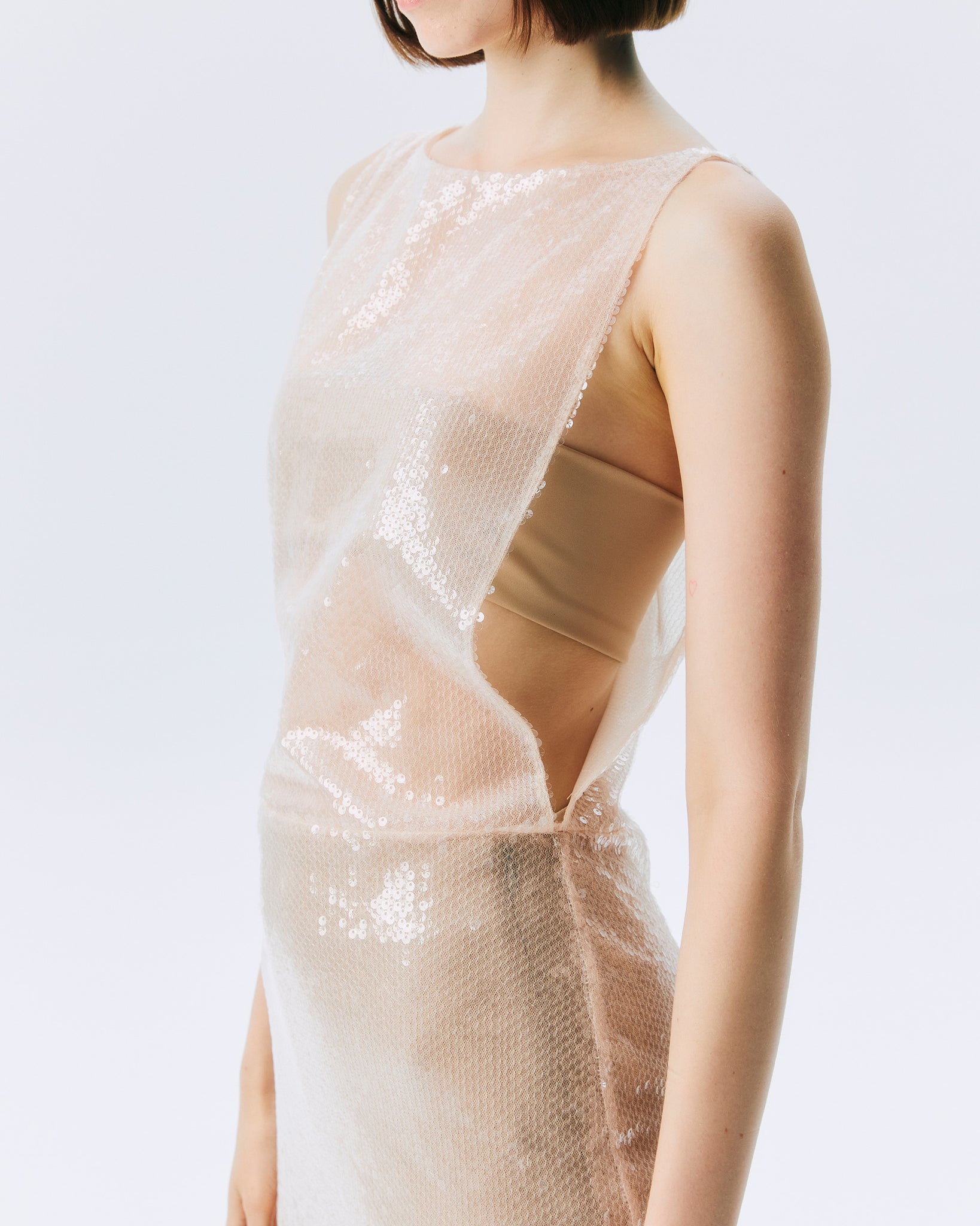 NICHP : Meteora Collection : Mila dress ผ้าเลื่อมกริตเตอร์