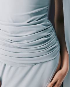 NICHP : Meteora Collection : Evora Dress เดรสผ้ายืดแขนสั้น จับเดรปช่วงเอว และมีผ้าตกแต่งไปด้านหลัง