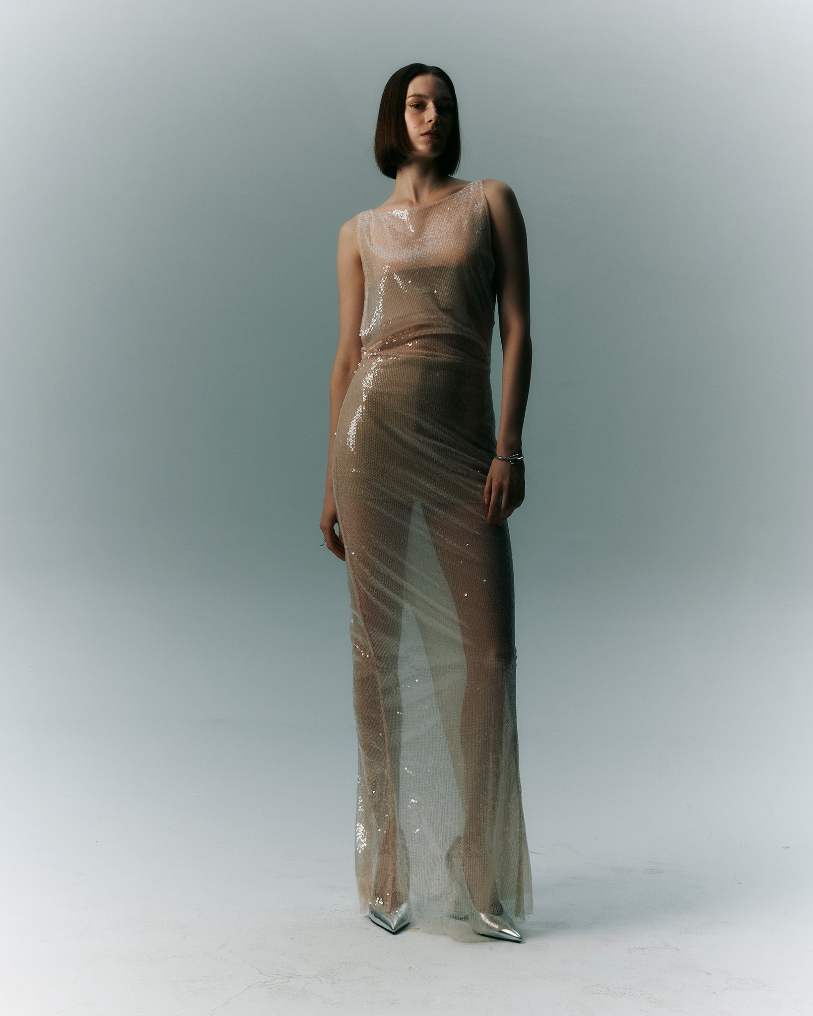 NICHP : Meteora Collection : Mila dress ผ้าเลื่อมกริตเตอร์