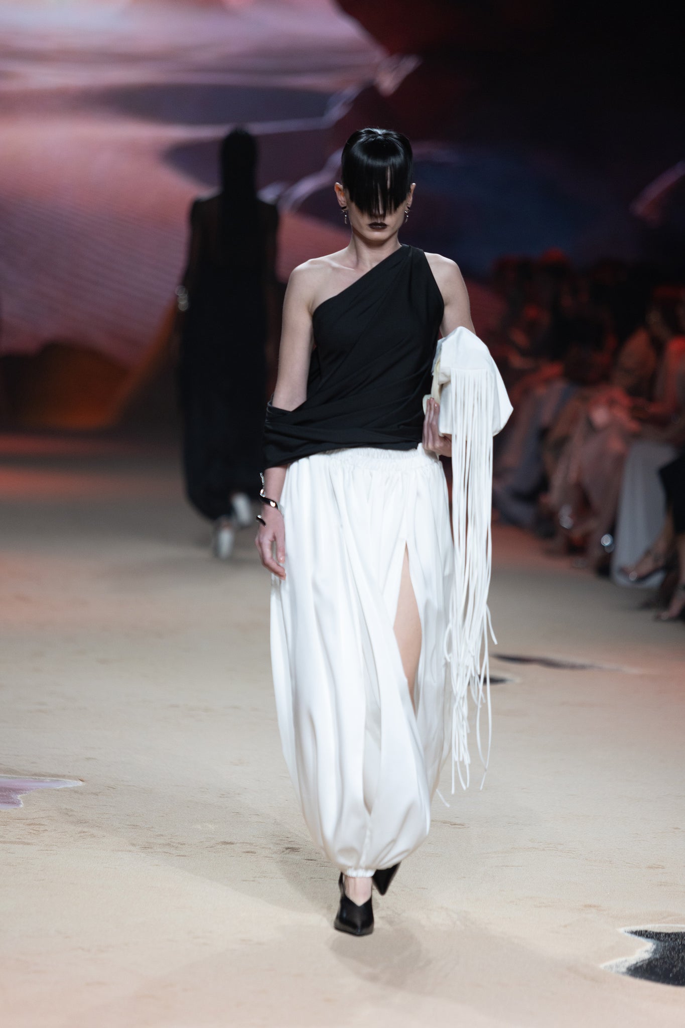 NICHP : The Silent Flow Collection : Alina pants กางเกงทรงบอลลูน ดีไซน์แหวกข้างขา (Pre-order 3-4 week)